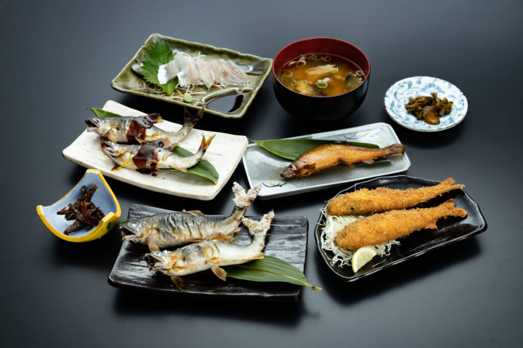 鮎料理 やな川