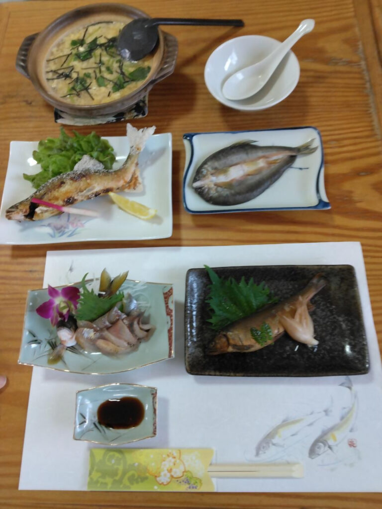 お食事処 やしろ