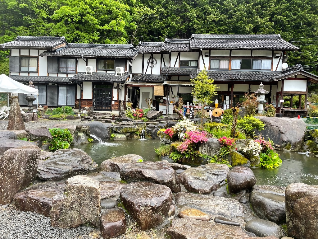 釣り堀あくだ渓流苑